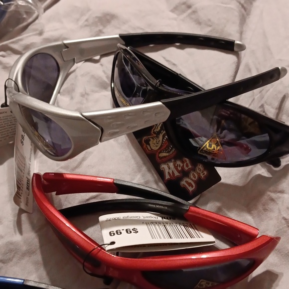 4 pairs kids sunglasses NWT - Picture 4 of 5